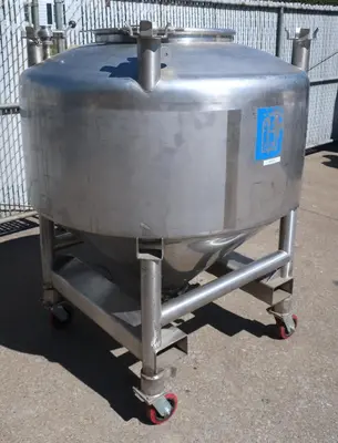 SPC9002  Tank 200 gallon vertical tank, Stainless Steel, conical on casters