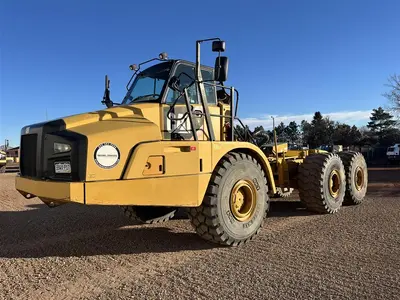 USED 2015 Caterpillar 740B