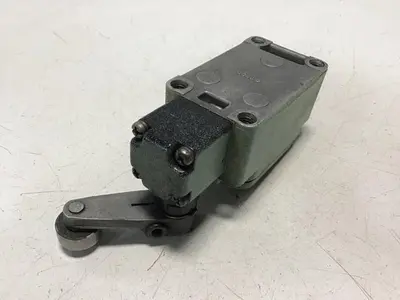 USED OMRON WLCA2-2