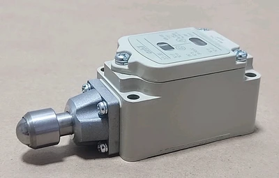 NEW Azbil 2LS-J6E
