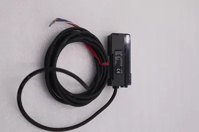 New OPEN BOX Keyence LV-51MP LV51MP Digital Laser Sensor STOCK L-514-C