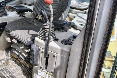 Used 2013 LIEBHERR PR 724 XL Bulldozers Ohio US | Proxy Equipment #1378205