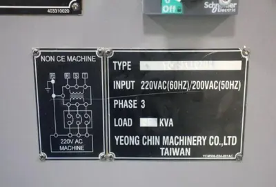 USED 2005 YCM XV-1020A