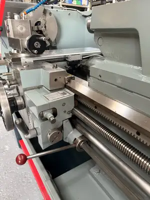 Fully Refurbished Colchester Triumph 2000 30''  Straight Bed Lathe