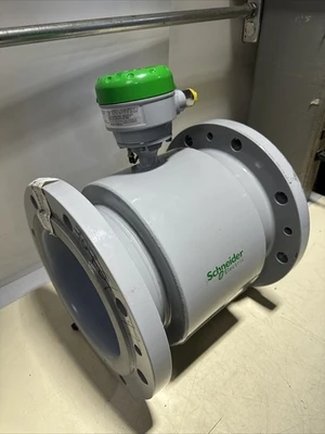 NEW Schneider Electric 9700A