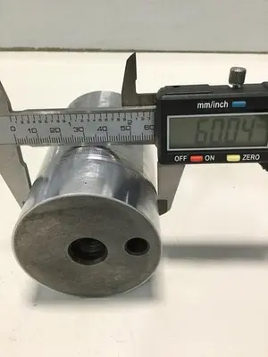 USED CINCINNATI MILACRON 5038623