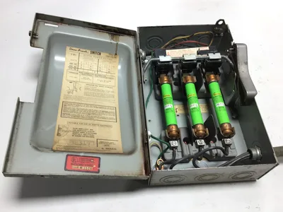 Gould I-T-E F351 Vacu-Break Safety Switch 3PH 30Amps 15HP
