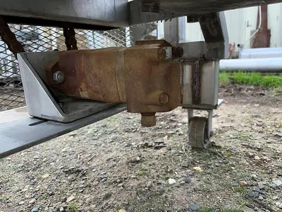 USED STAINLESS STEEL FABRICATION COMPANY 700