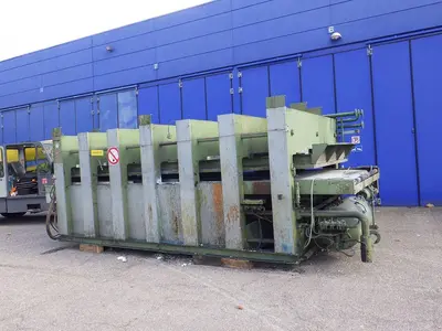 USED WEMHÖRNER VSF 600 TON SANDWICH PANELPRESS