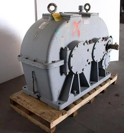 100 HP @ 870 RPM 2.38:1 LUFKIN Model T340CHS Parallel Power Transmission Gear Reducer