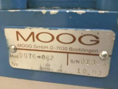 USED MOOG D644-303