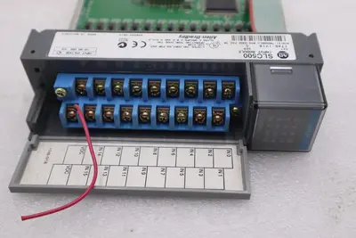 ALLEN BRADLEY AB 1746-IV16 / C SLC 500 DC 16 Point Input Module STK K-3952