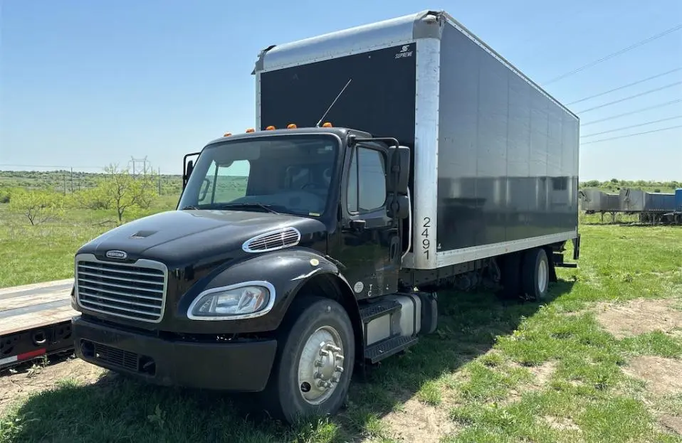 USED 2019 FREIGHTLINER M2
