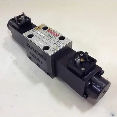 USED MOOG WE43P06C08QCOBN