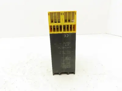 Cedes SafeC M2S Safety Relay 230VAC 3A 24VDC 100mA 103 106 IP40