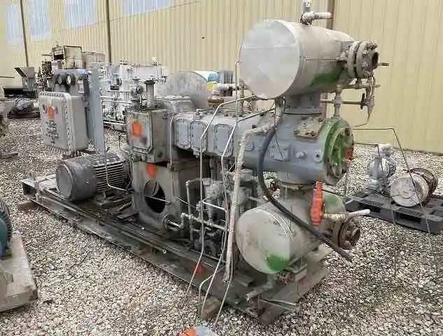 Used BURTON CORBLIN P123 LM710 CSH Lubricated Reciprocating Air Compressors New Jersey US | Phoenix Equipment Corp #174608