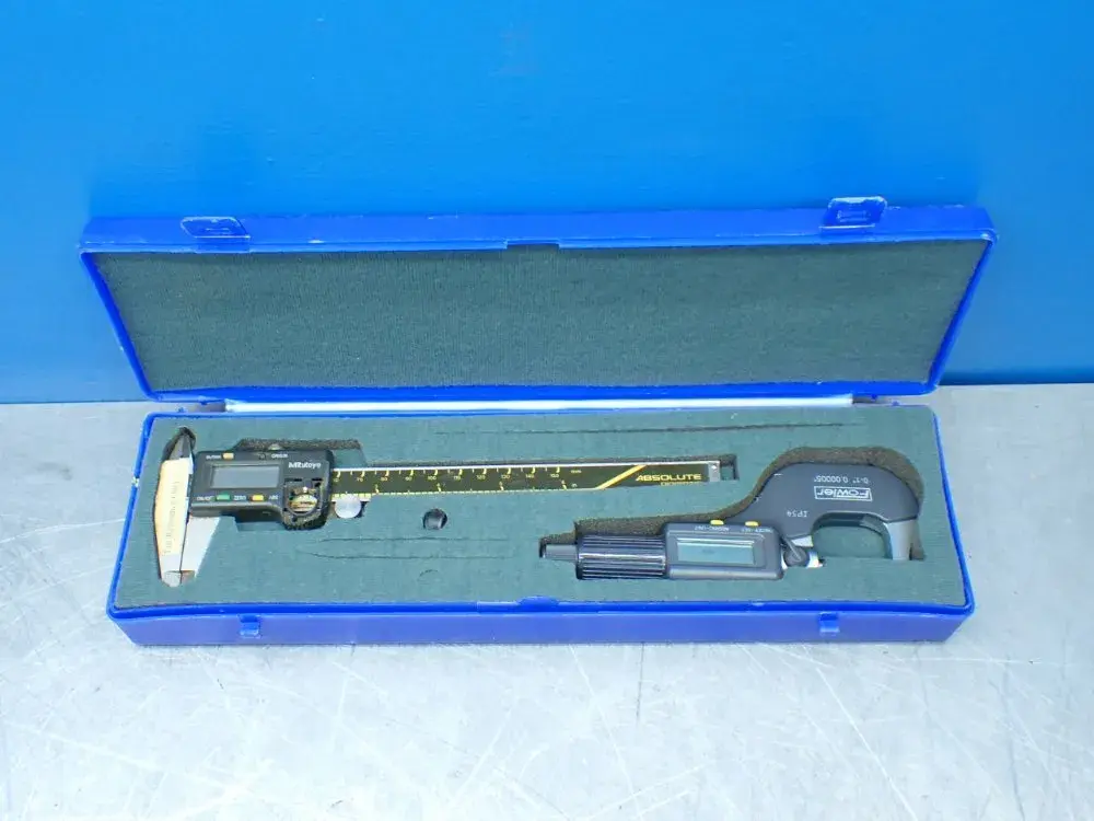 2pcs Micrometer Lot With Case