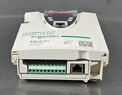 USED Schneider SCHNEIDER Altivar 61 8B1645492013