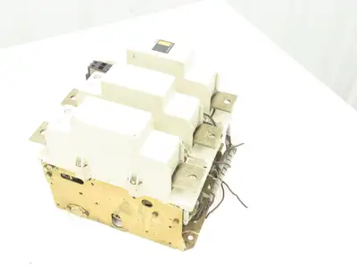 Cutler Hammer 10 5822C Motor Starter Contactor Size 6 Rated 540A/3PH