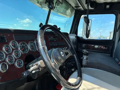 2016 Western Star 4900 Grapple Truck | Crossford Machinery Group (4)