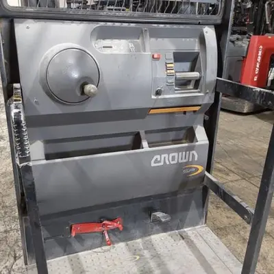 USED 2016 CROWN SP3510-30