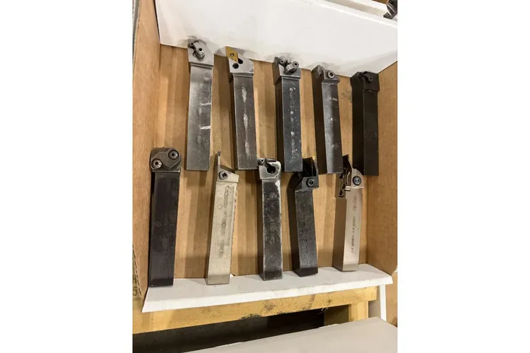 Used _UNKNOWN_ _UNKNOWN_ Tool Holders Utah US | KD Auctions #1549311