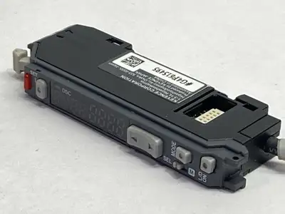 FS-V31P | Keyence  Fiber Amplifier Main Unit Male M8 3-Pin 72" Cable NO COVER - Used