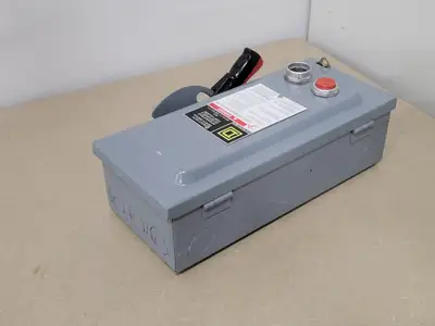 USED SQUARE D CHU361