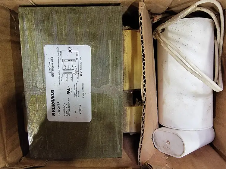 New | in-Stock SYLVANIA LU1000/TRI Misc Electrical & Power Parts British Columbia CA | Lenmark #247748