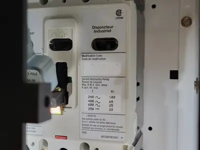 Used EATON CUTLER-HAMMER HFD3015 Switchgears British Columbia CA | Lenmark #239889