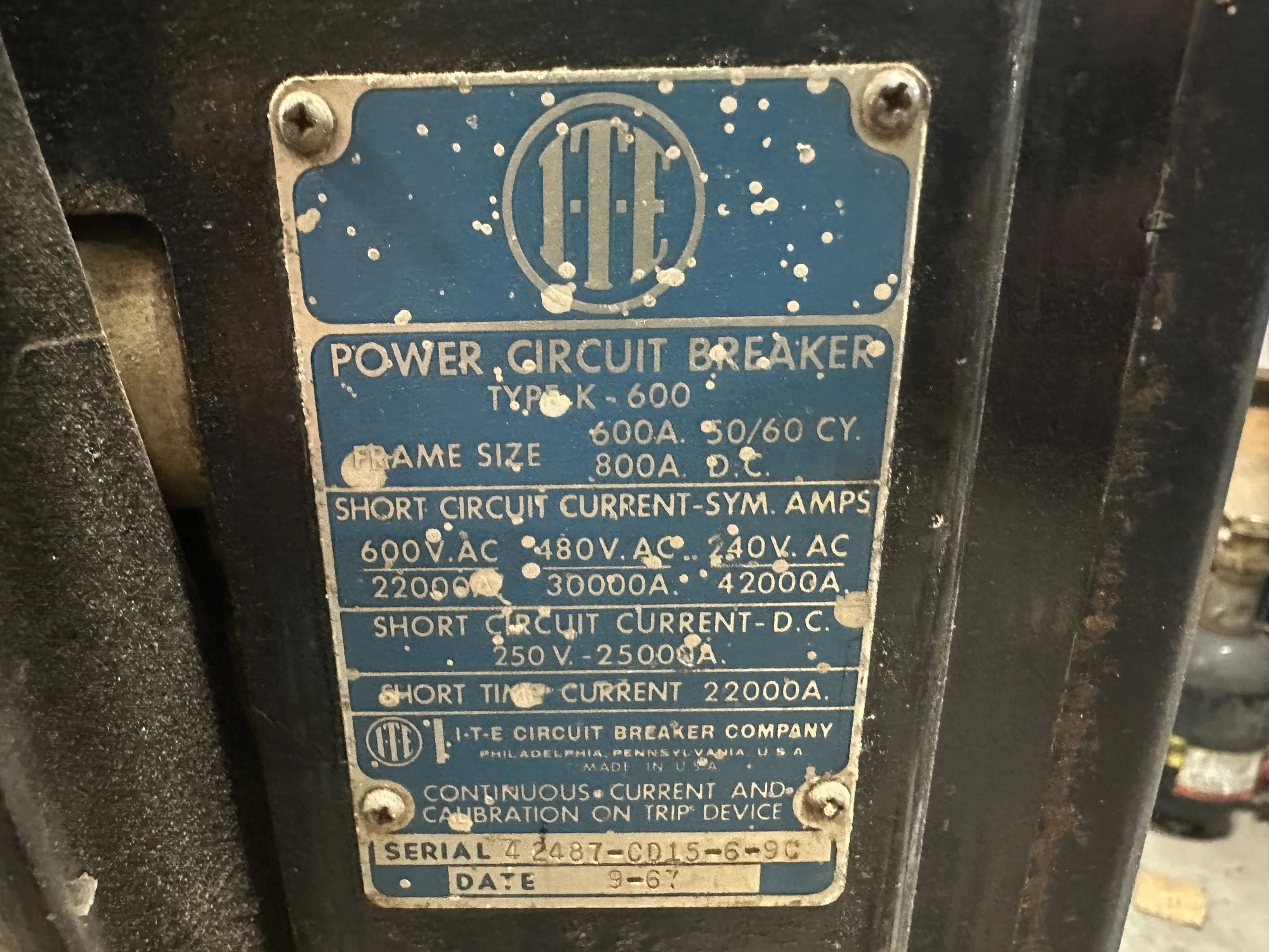 ITE Circuit Breaker Company 50/60HZ For low power distribution