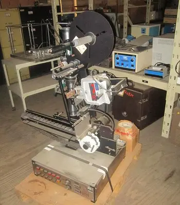 Labeler, Pressure Sensitive, Avery, Mdl 6101-6 #S738032