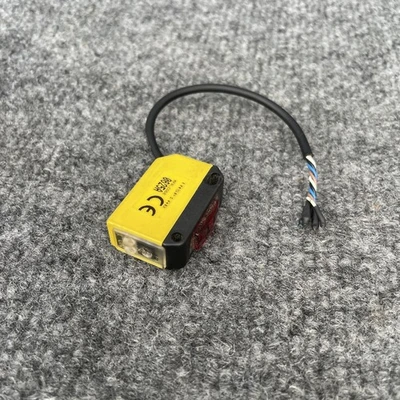 Used Banner Q23SN6CV50Q Photoelectric Sensors California US | Davliegogo LLC #1706677