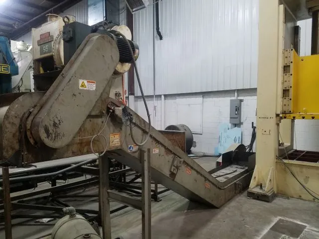 Used ERIEZ MAGNETICS 1222 DOG LEG Conveyors | D & D Industries #438385