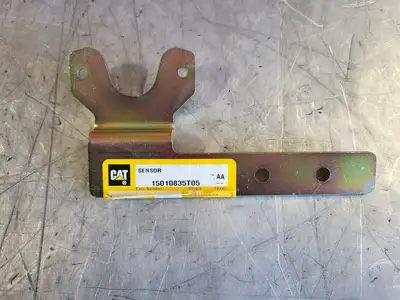 NEW CATERPILLAR 15010835T05