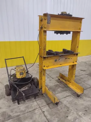 USED ENERPAC ZE4440SB-N