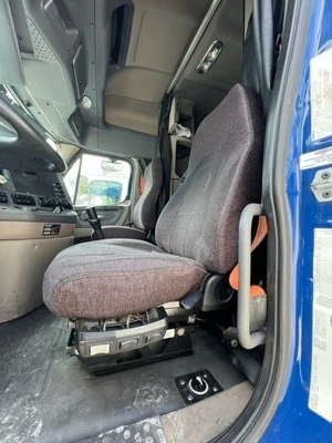 Used 2012 FREIGHTLINER CASCADIA Conventional trucks Florida US | Proxy Equipment #1384944