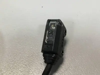 USED OMRON E3T-ST11
