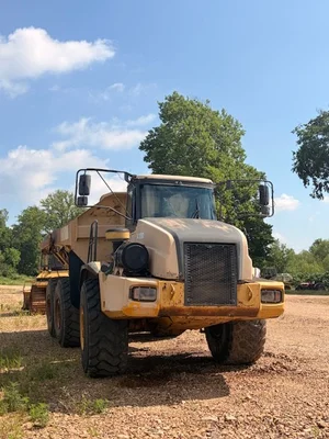 Used 2003 Deere 400D Articulated Dump Trucks Kansas US | Zadoon Equipment #1480750