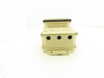 Foxboro 872-10AMS-78 Monitor 120vAC 60Hz 10.2W 0.125A In 4-20mA Out