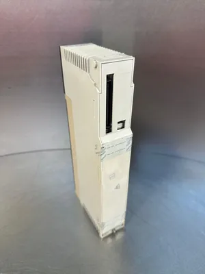 Used Schneider Schneider 140DAO84000 PLC Processors | Palmetto Automation #1148584