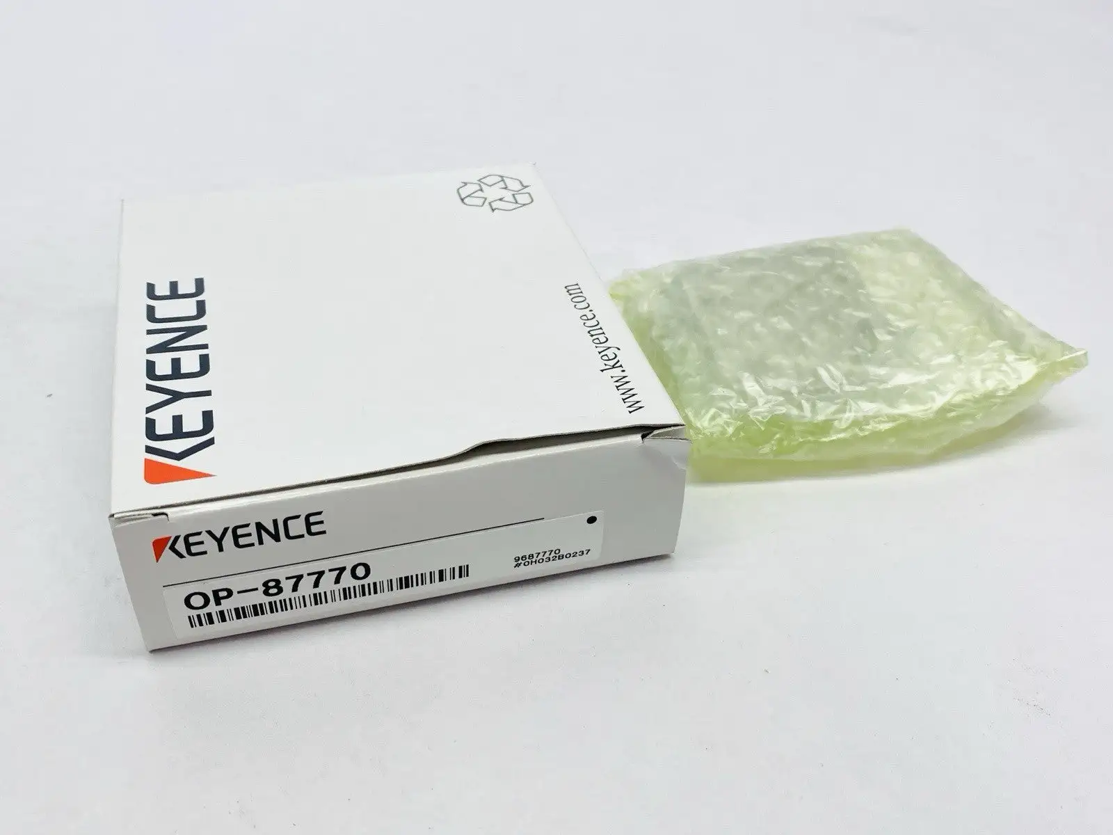 OP-87770 | Keyence  All Purpose Laser Sensor Small Bracket - New – Open Box