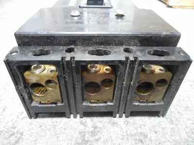 Westinghouse LAP3400PF Tri-Pac Circuit Breaker 400A Frame 400A Trip Used