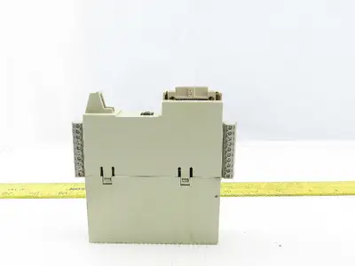 Siemens 6FC5111-0CA02-0AA0 16 PT Compact output Module Lot of 2