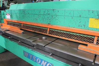 USED 1983 Wysong 1025