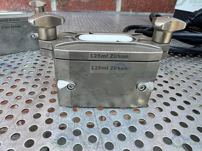 Used RETSCH MM 500 BENCH TOP MILL MIXER W/ 2- 50ML AND 2 - 125 ML MIXER BUCKETS Mills / Grinders California US | Equipment Lab #1302457