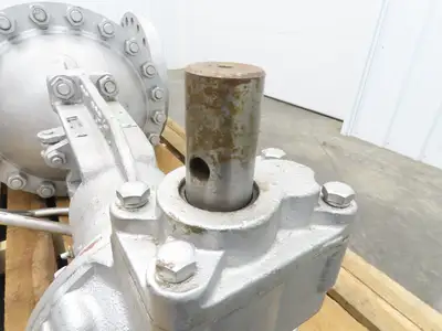 Newco 13F-LCC4/2-NC  14" Gate Valve Class 300 Gear Operated Side Handwheel
