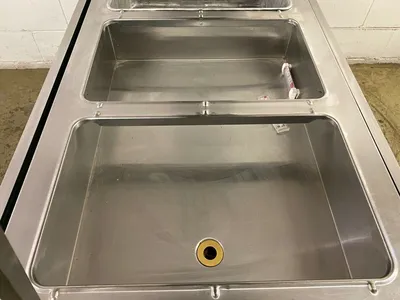 152-0404 Heritage Buffet with 2 Hot Wells and 2 Self Contained Cold Wells