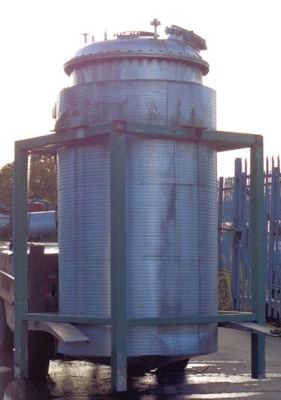 3000 L S/S  JKTD Reactor  Enclosed