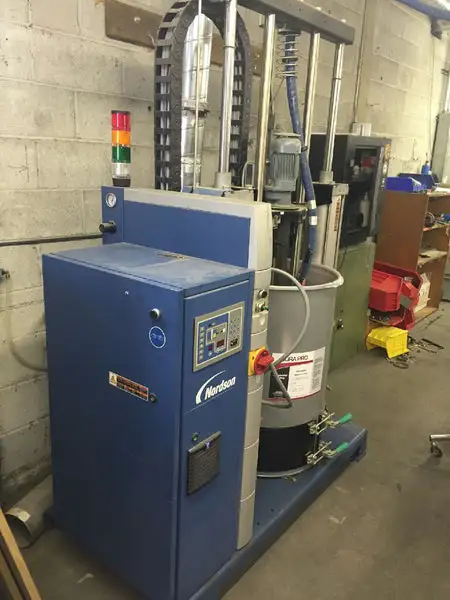 PUR Glue Melt and drum unloader NORDSON New!